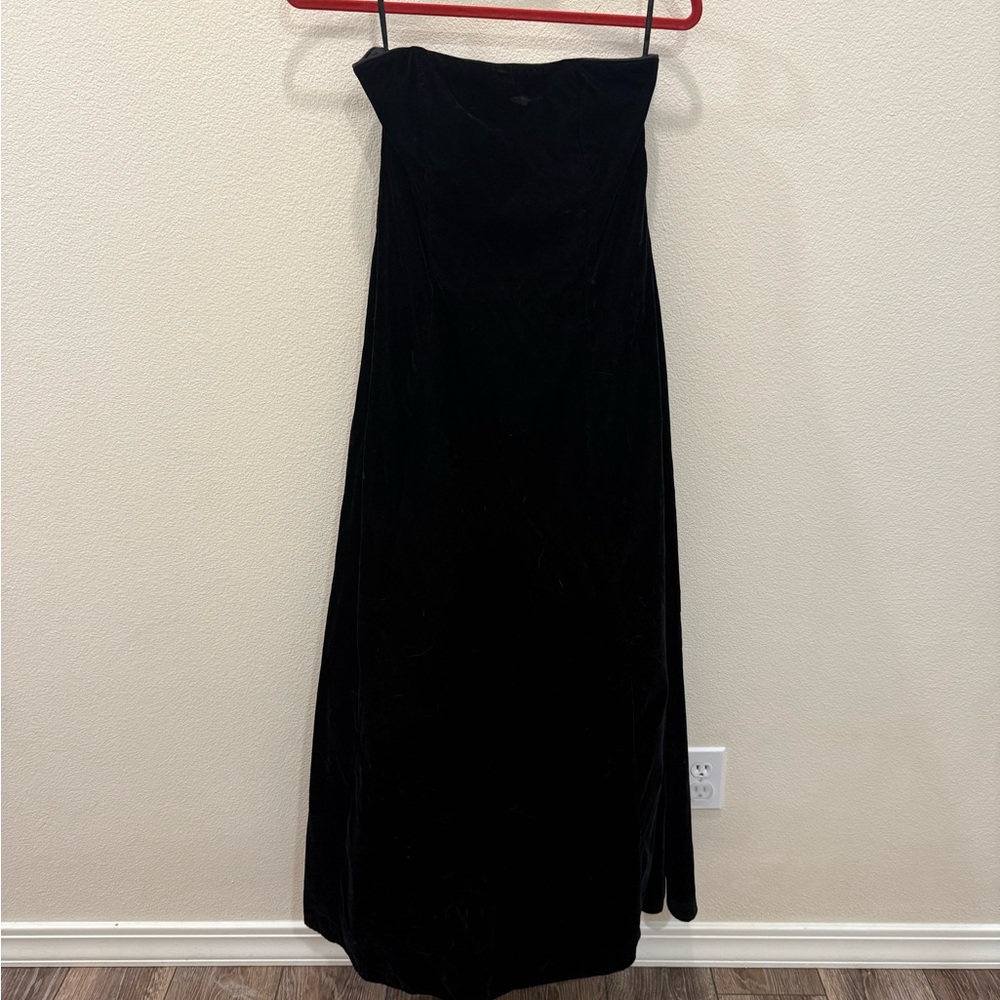 Scott McClintock Classic Black Strapless Gown